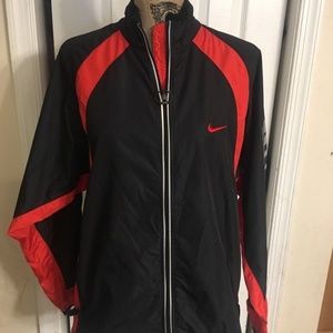 Womans Nike Windbreaker Lightweight Coat Medium